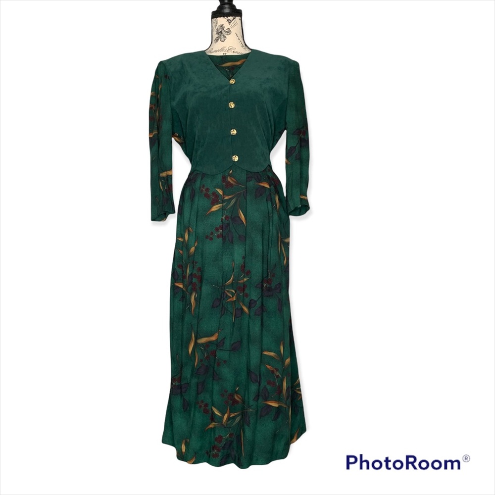 Elegant Green Floral Maxi Dress